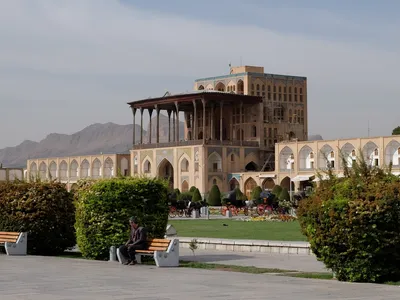 Isfahan - plac Imama i pałac Ali Qapu