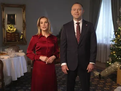 Embedded thumbnail for Prezydent Nawrocki: Błogosławionych Świąt Bożego Narodzenia