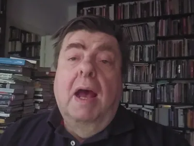 Embedded thumbnail for W Polsce uznawany za człowieka Berlina, a w samym Berlinie lekceważony