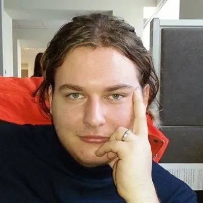 Profile picture for user nosediveagle