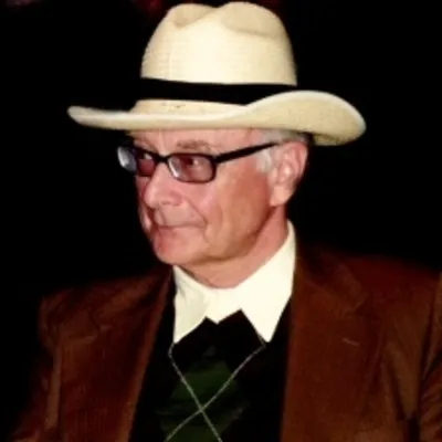 Profile picture for user Marek Baterowicz