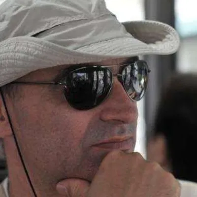 Profile picture for user Ernest Treywasz